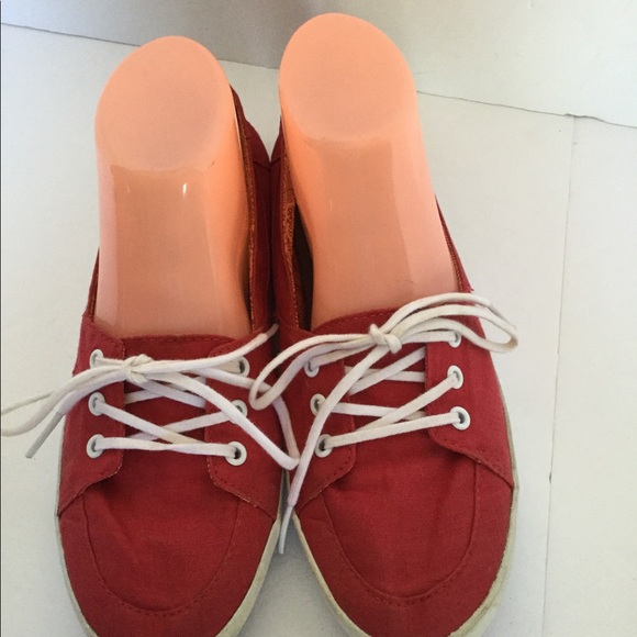 Vans size 8 canvas red white shoelaces rubber sole - Picture 7 of 10